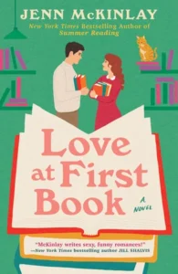 Featured image for Résumé de 'Love at First Book' par Jenn McKinlay