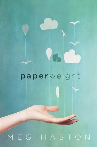 Featured image for Résumé de 'Paperweight' par Meg Haston