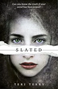 Featured image for Résumé de 'Slated' par Teri Terry