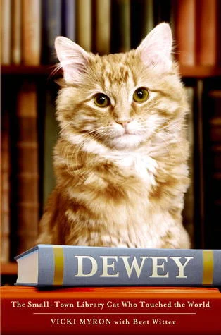 Featured image for Résumé de « Dewey : le chat de bibliothèque d'une petite ville qui a touché le monde » par Vicki Myron