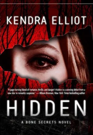 Featured image for Résumé de 'Hidden' par Kendra Elliot