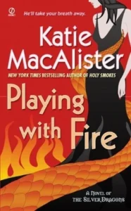 Featured image for Résumé de 'Playing With Fire' par Katie MacAlister