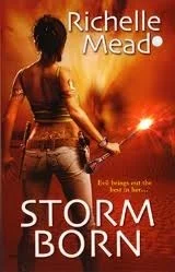 Featured image for Résumé de 'Storm Born' par Richelle Mead