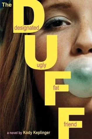 Featured image for Résumé de 'The DUFF: Designated Ugly Fat Friend' par Kody Keplinger