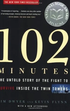 Featured image for Résumé de '102 Minutes : L'histoire méconnue de la lutte pour survivre dans les tours jumelles' par Jim Dwyer et Kevin Flynn