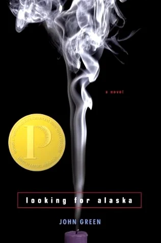 Featured image for Résumé de 'Qui es-tu Alaska ?' par John Green